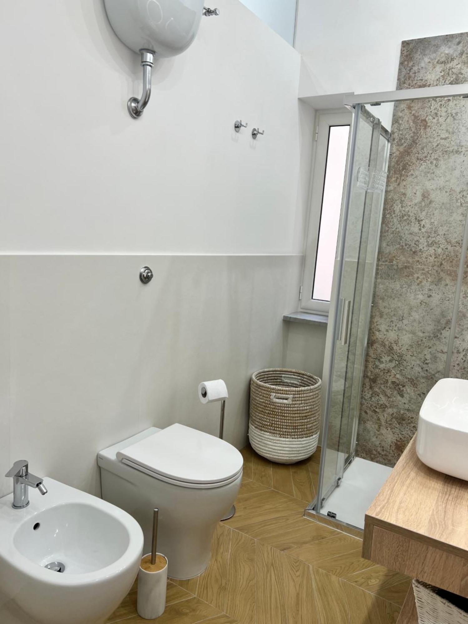 Gennarino Apartments - Panorama Suite With Balcony And Urban Loft Neapol Zewnętrze zdjęcie