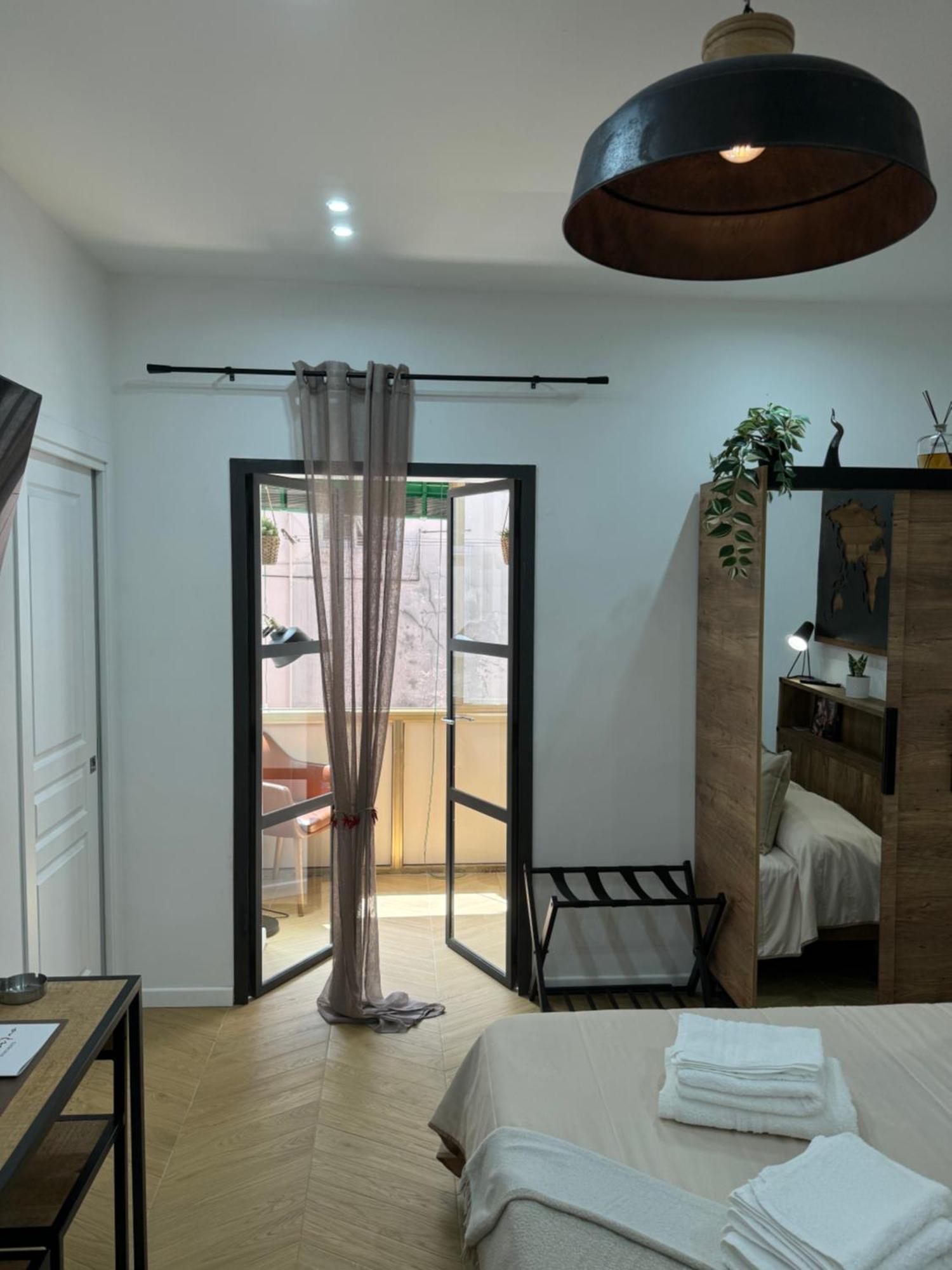 Gennarino Apartments - Panorama Suite With Balcony And Urban Loft Neapol Zewnętrze zdjęcie
