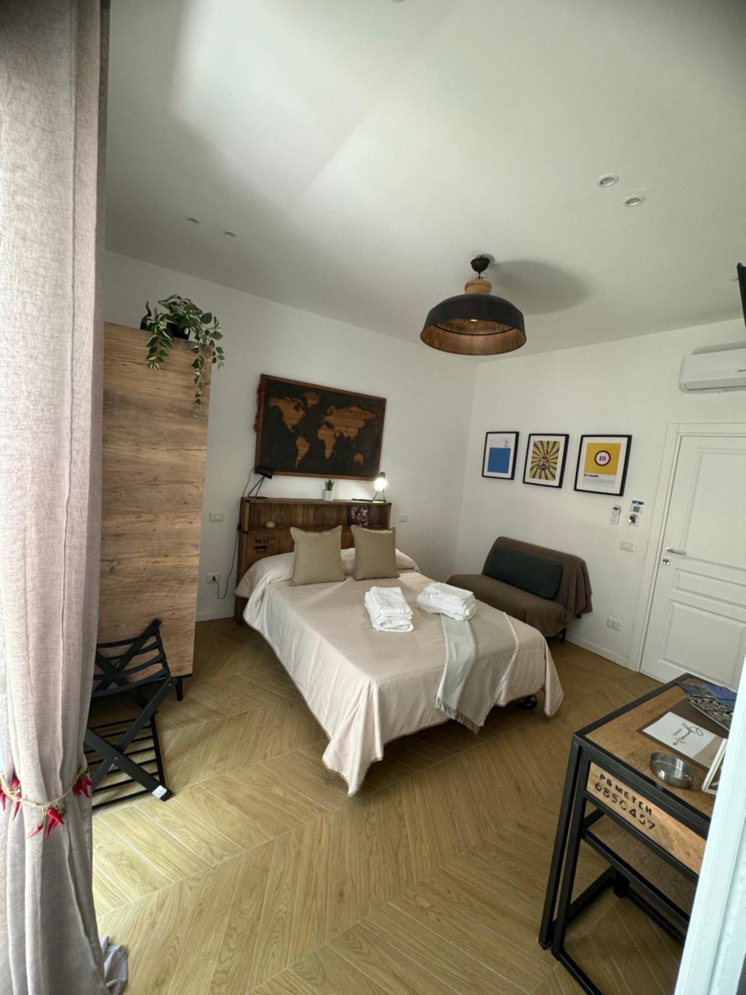 Gennarino Apartments - Panorama Suite With Balcony And Urban Loft Neapol Zewnętrze zdjęcie